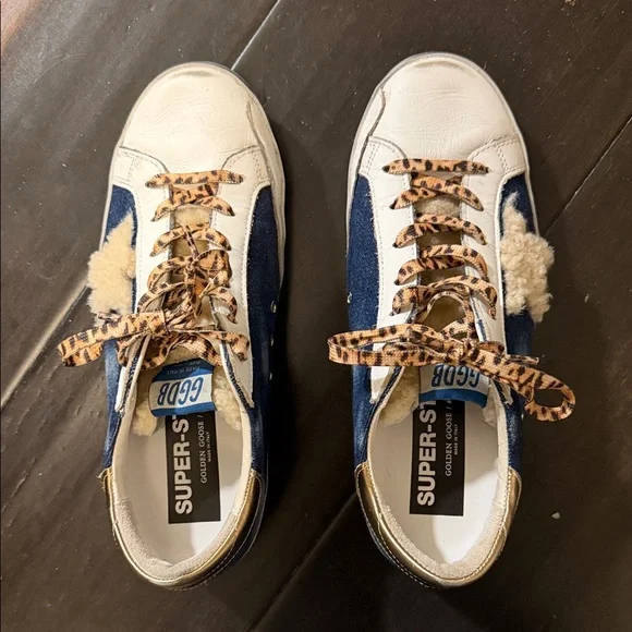 Gorgeous!! GGDB Blue Jean- White- Gold, Sherpa. Size 9. - Picture 2 of 16